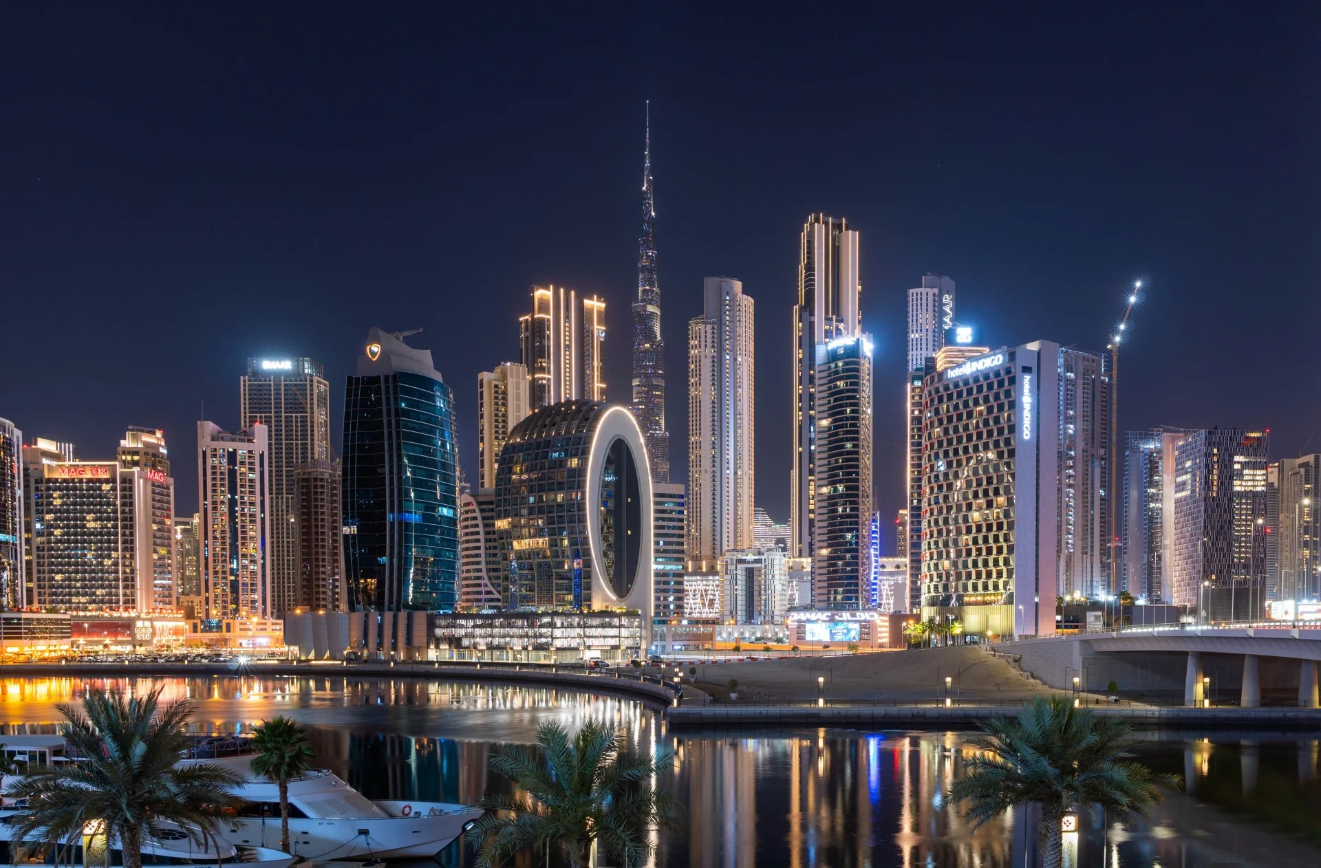 Dubai skyline and luxury attractions